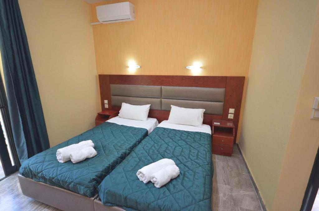 Kerkyra Beach Hotel & Apartments Benitses  Dış mekan fotoğraf