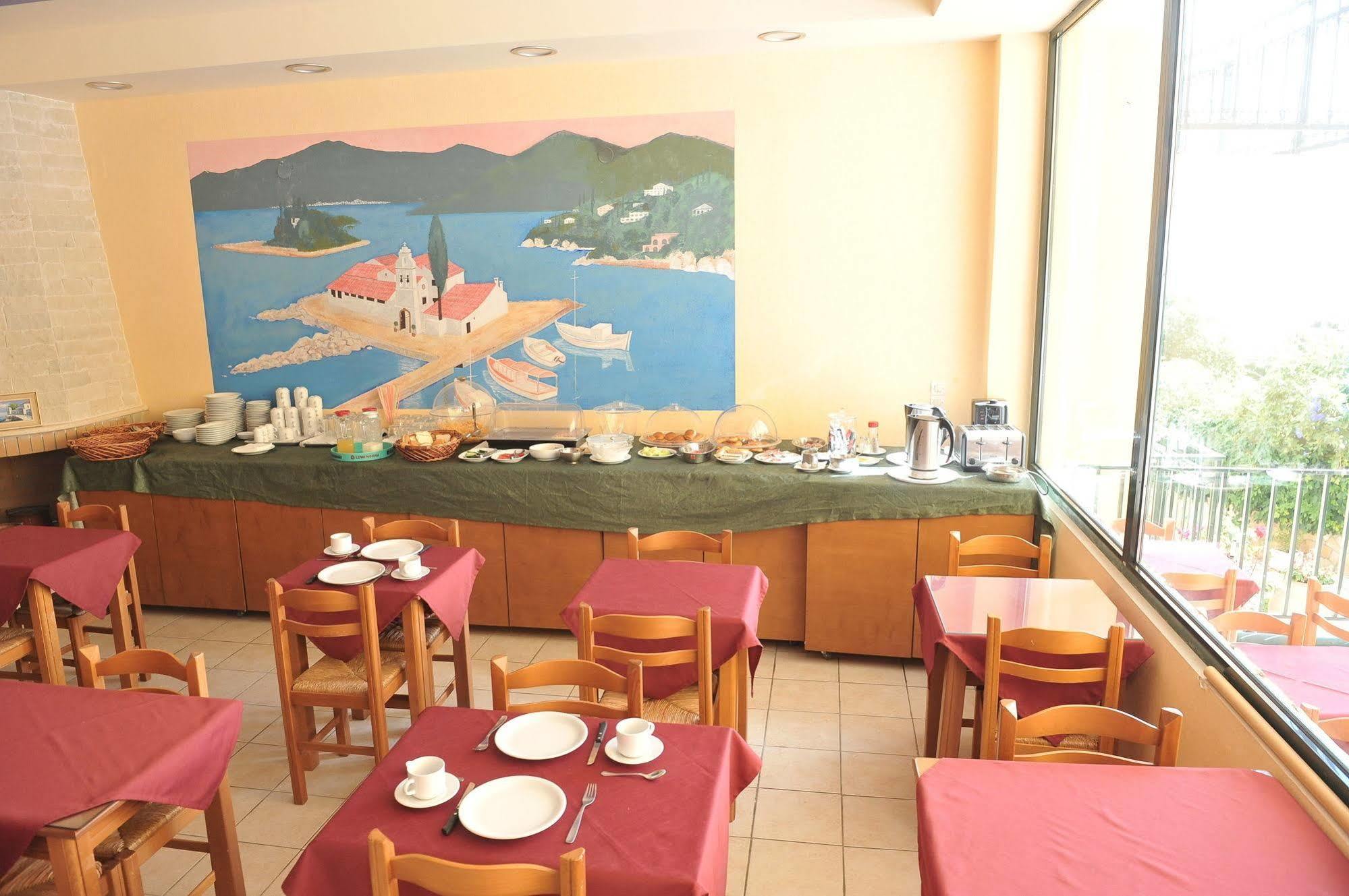 Kerkyra Beach Hotel & Apartments Benitses  Dış mekan fotoğraf